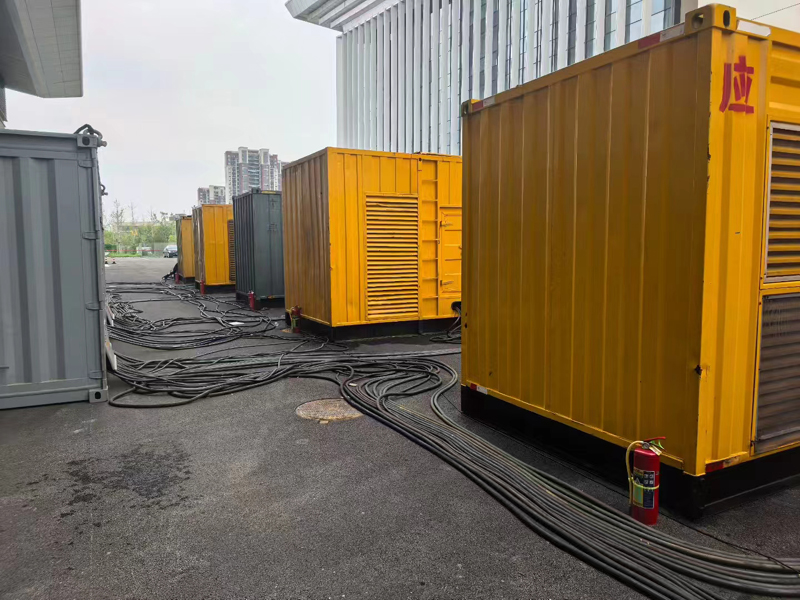 寮步镇不同季节柴油发电机组保养有哪些注意事项？